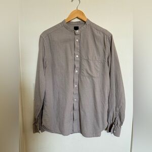 H&M BEIGE BUTTON UP